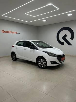 HYUNDAI HB20 1.0 COMFORT PLUS 12V TURBO FLEX 4P MANUAL